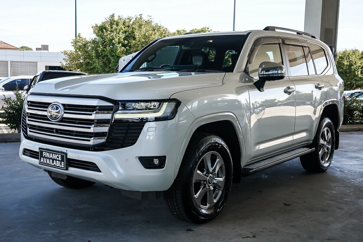 Toyota Landcruiser image 4