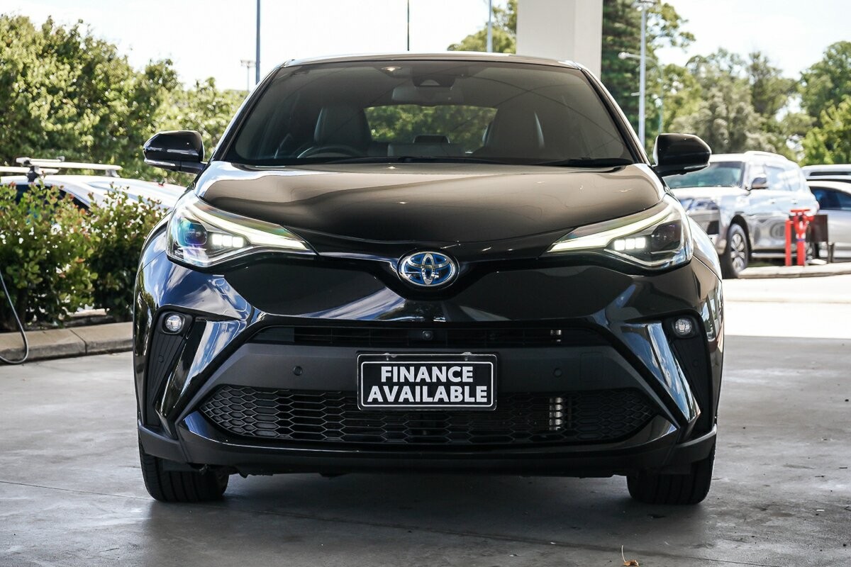 Toyota C-hr image 3