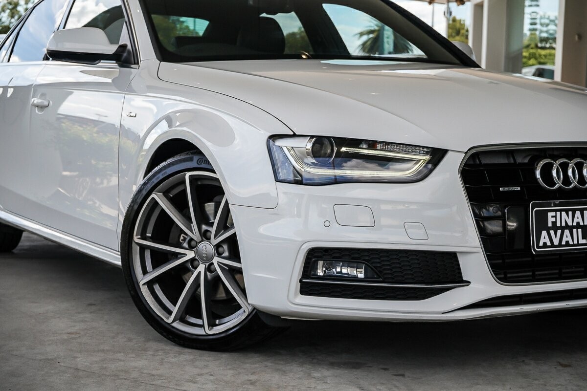 Audi A4 image 2