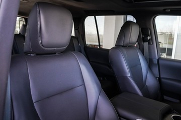 https://vehicle-cdn.autoleague.cloud/31373_U309723_11.jpg