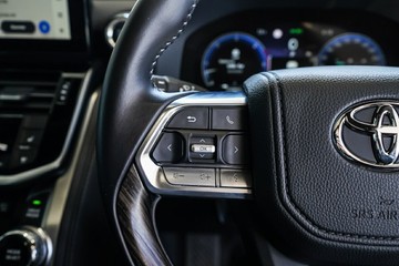 https://vehicle-cdn.autoleague.cloud/31373_U309723_13.jpg