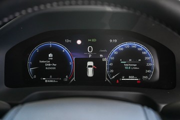 https://vehicle-cdn.autoleague.cloud/31373_U309723_15.jpg