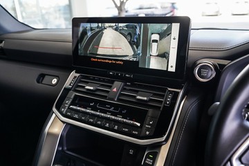 https://vehicle-cdn.autoleague.cloud/31373_U309723_17.jpg