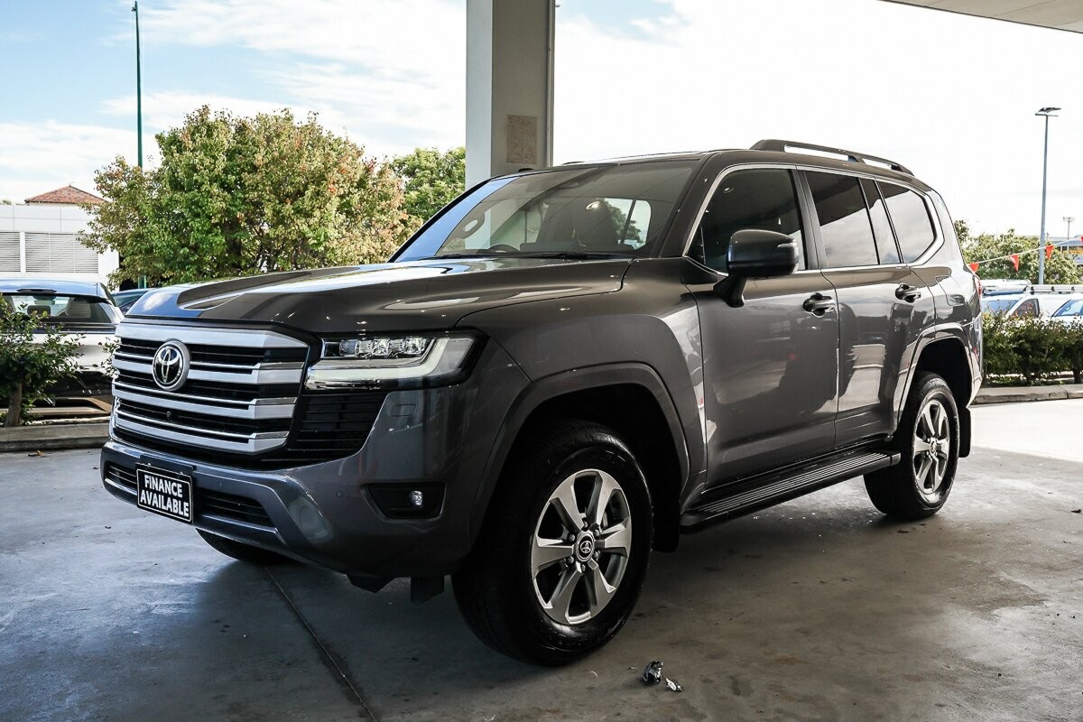 Toyota Landcruiser image 4