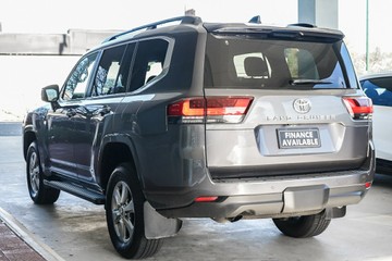 https://vehicle-cdn.autoleague.cloud/31373_U309723_6.jpg