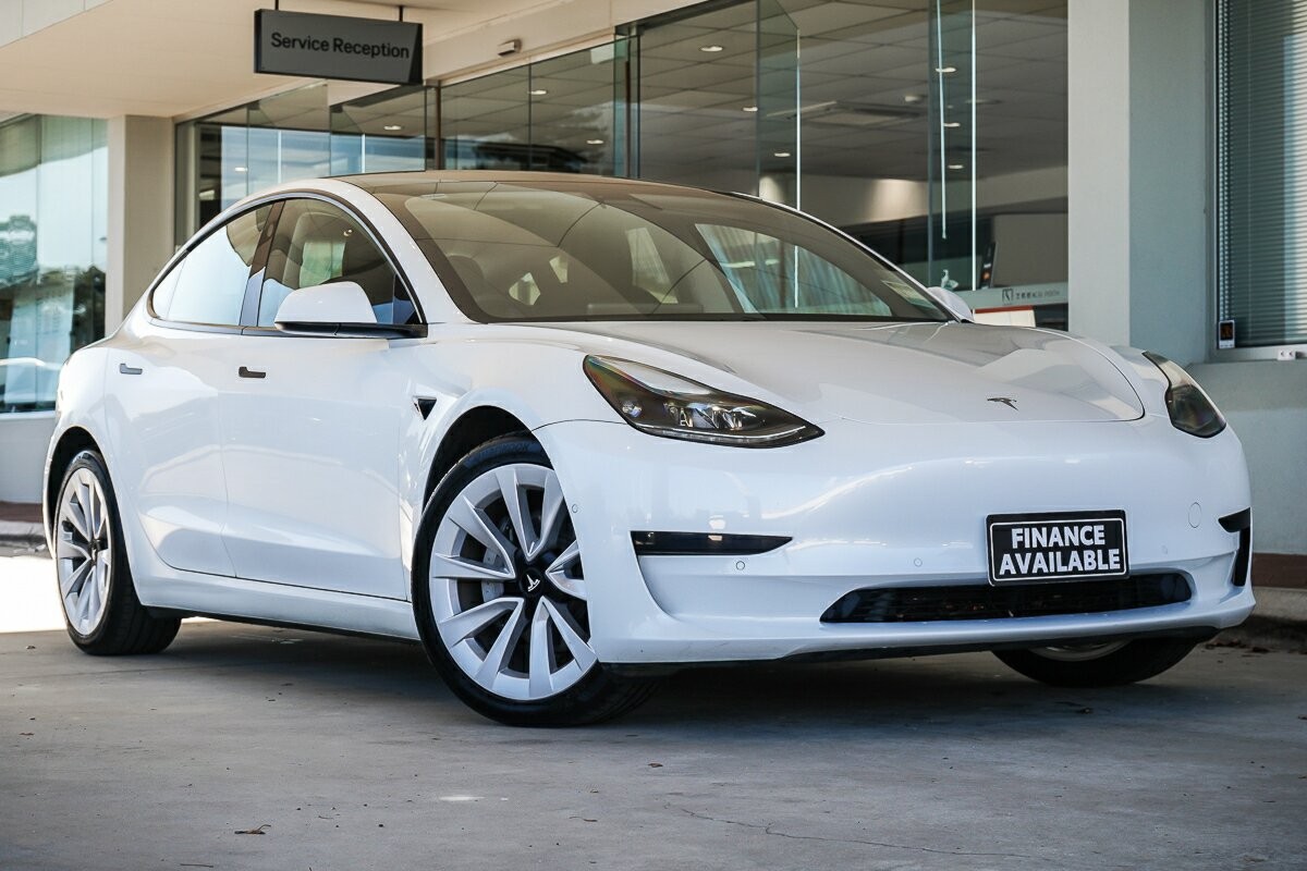 Tesla Model 3 image 1