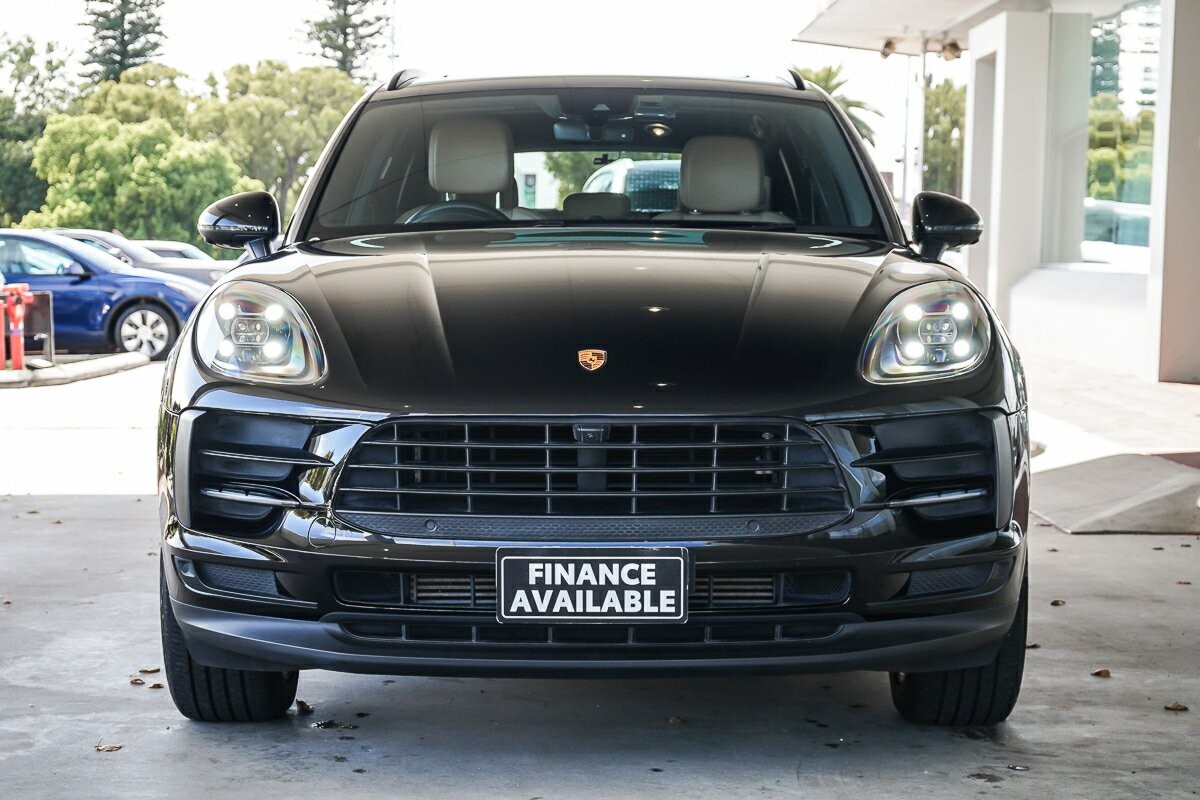 Porsche Macan image 3