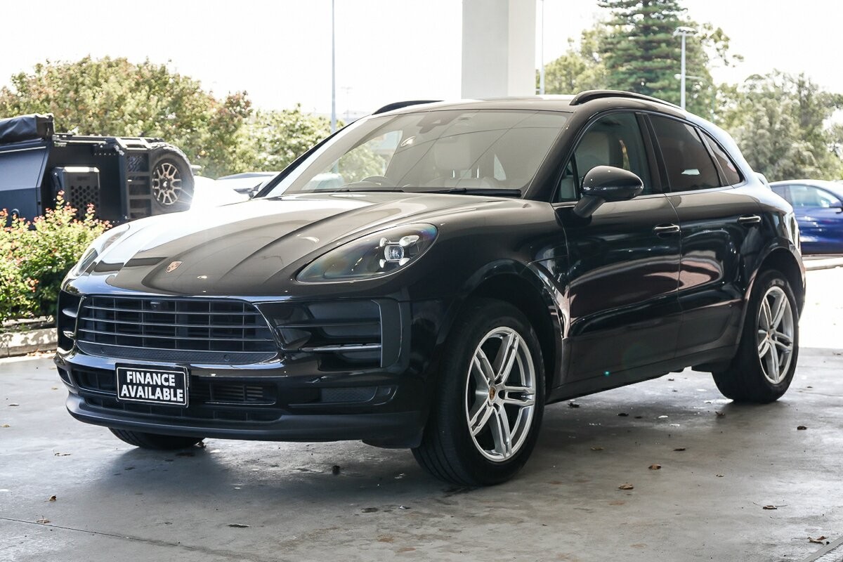 Porsche Macan image 4
