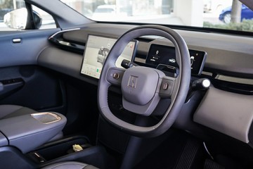 https://vehicle-cdn.autoleague.cloud/31373_U309730_12.jpg
