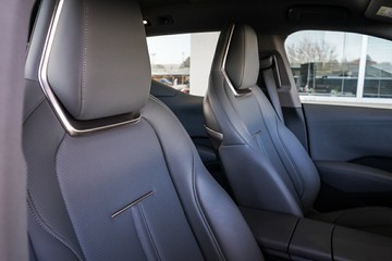 https://vehicle-cdn.autoleague.cloud/31373_U309730_13.jpg