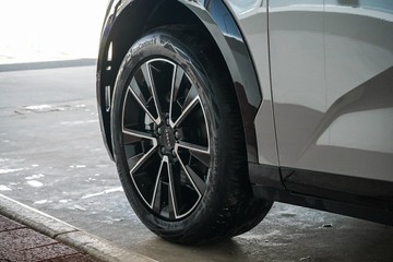 https://vehicle-cdn.autoleague.cloud/31373_U309730_5.jpg