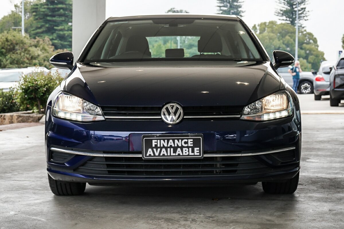 Volkswagen Golf image 3