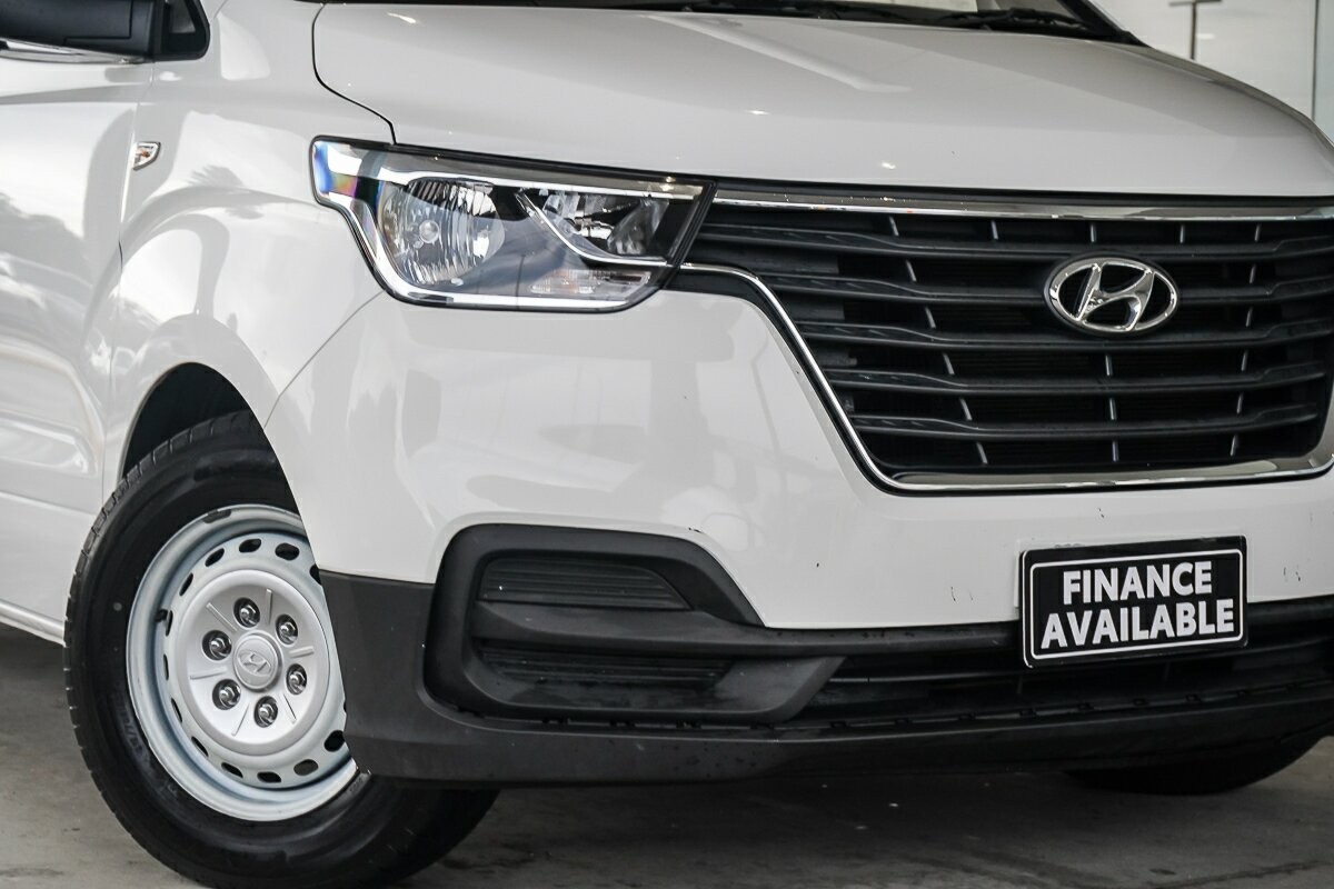 Hyundai Iload image 2