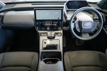 https://vehicle-cdn.autoleague.cloud/31373_U309748_14.jpg