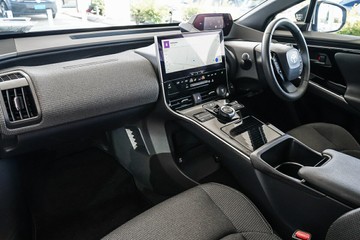 https://vehicle-cdn.autoleague.cloud/31373_U309748_24.jpg