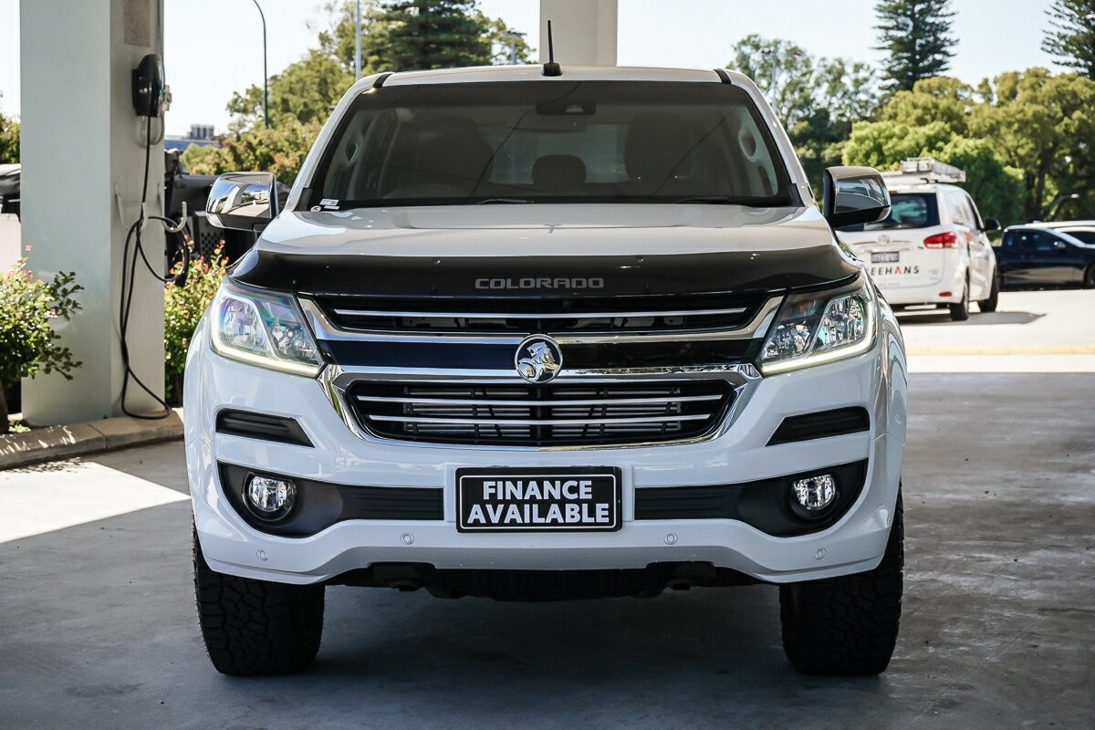 Holden Colorado image 3