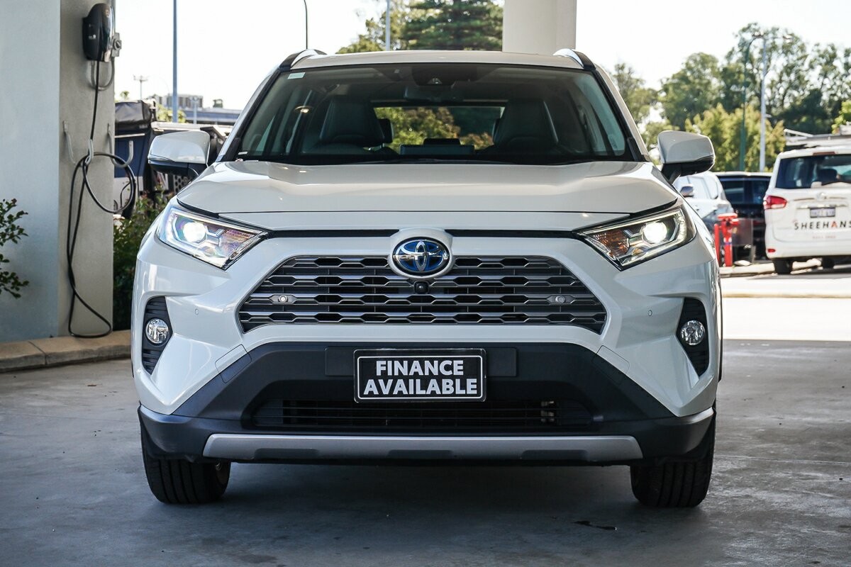 Toyota Rav4 image 3