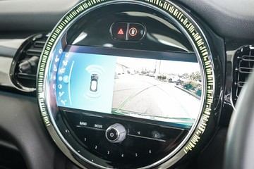 https://vehicle-cdn.autoleague.cloud/31373_U309766_20.jpg