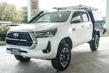 https://vehicle-cdn.autoleague.cloud/31373_U309770_4.jpg