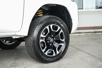 https://vehicle-cdn.autoleague.cloud/31373_U309770_8.jpg