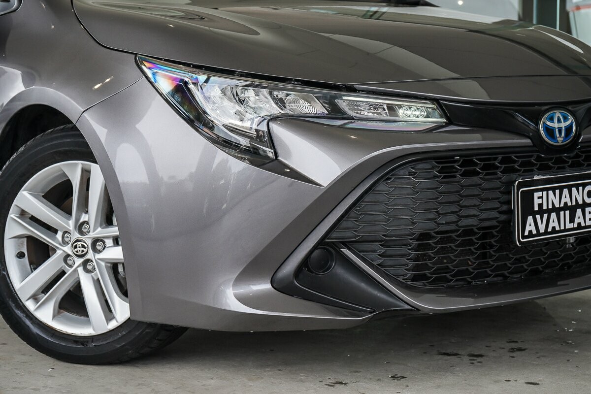 Toyota Corolla image 2