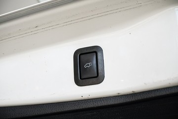 https://vehicle-cdn.autoleague.cloud/31373_U309774_11.jpg