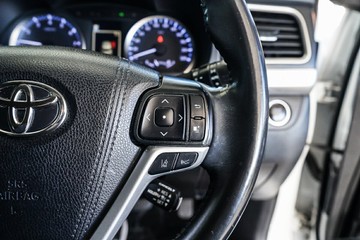 https://vehicle-cdn.autoleague.cloud/31373_U309774_14.jpg