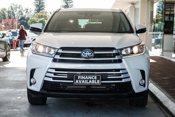 https://vehicle-cdn.autoleague.cloud/31373_U309774_3.jpg