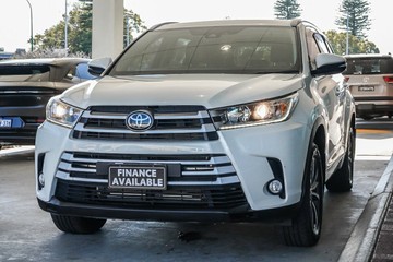 https://vehicle-cdn.autoleague.cloud/31373_U309774_4.jpg