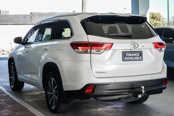 https://vehicle-cdn.autoleague.cloud/31373_U309774_6.jpg