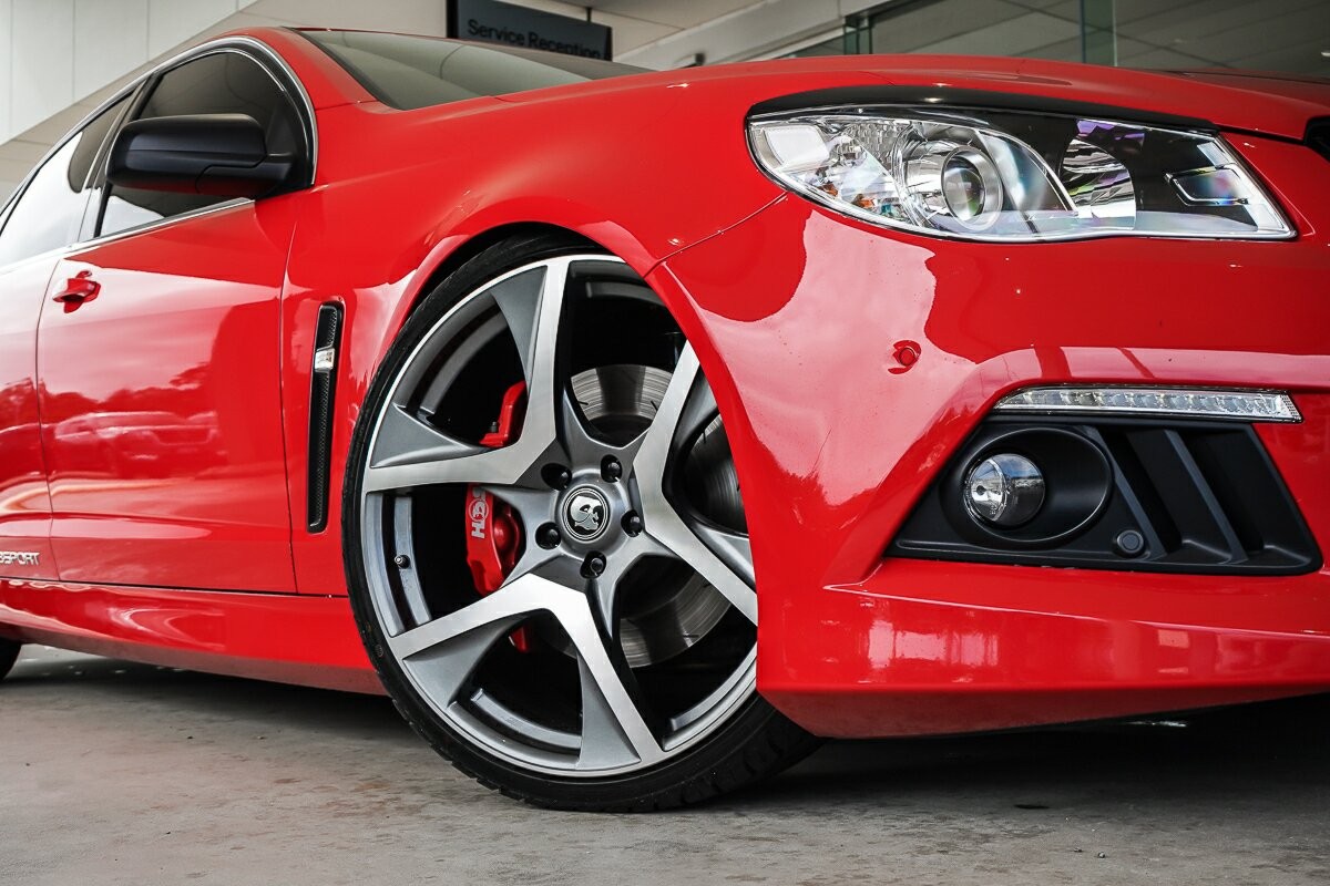 Holden Special Vehicles Clubsport image 2