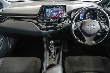 https://vehicle-cdn.autoleague.cloud/31373_U309777_13.jpg