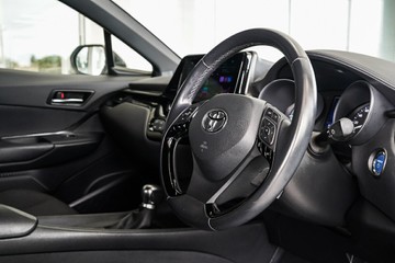 https://vehicle-cdn.autoleague.cloud/31373_U309777_14.jpg