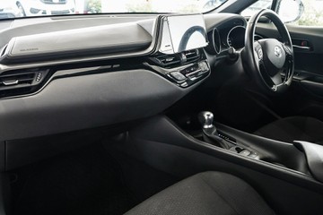 https://vehicle-cdn.autoleague.cloud/31373_U309777_24.jpg