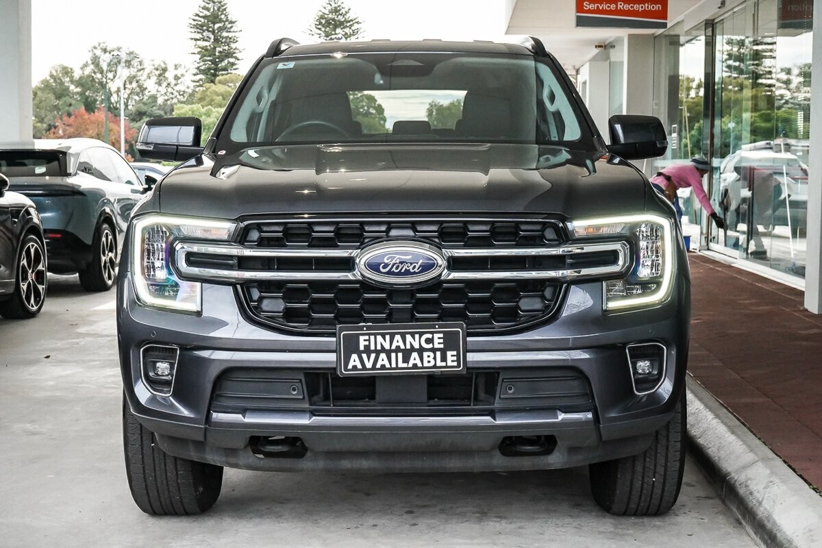 Ford Everest image 3