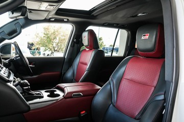 https://vehicle-cdn.autoleague.cloud/31373_U309785_24.jpg
