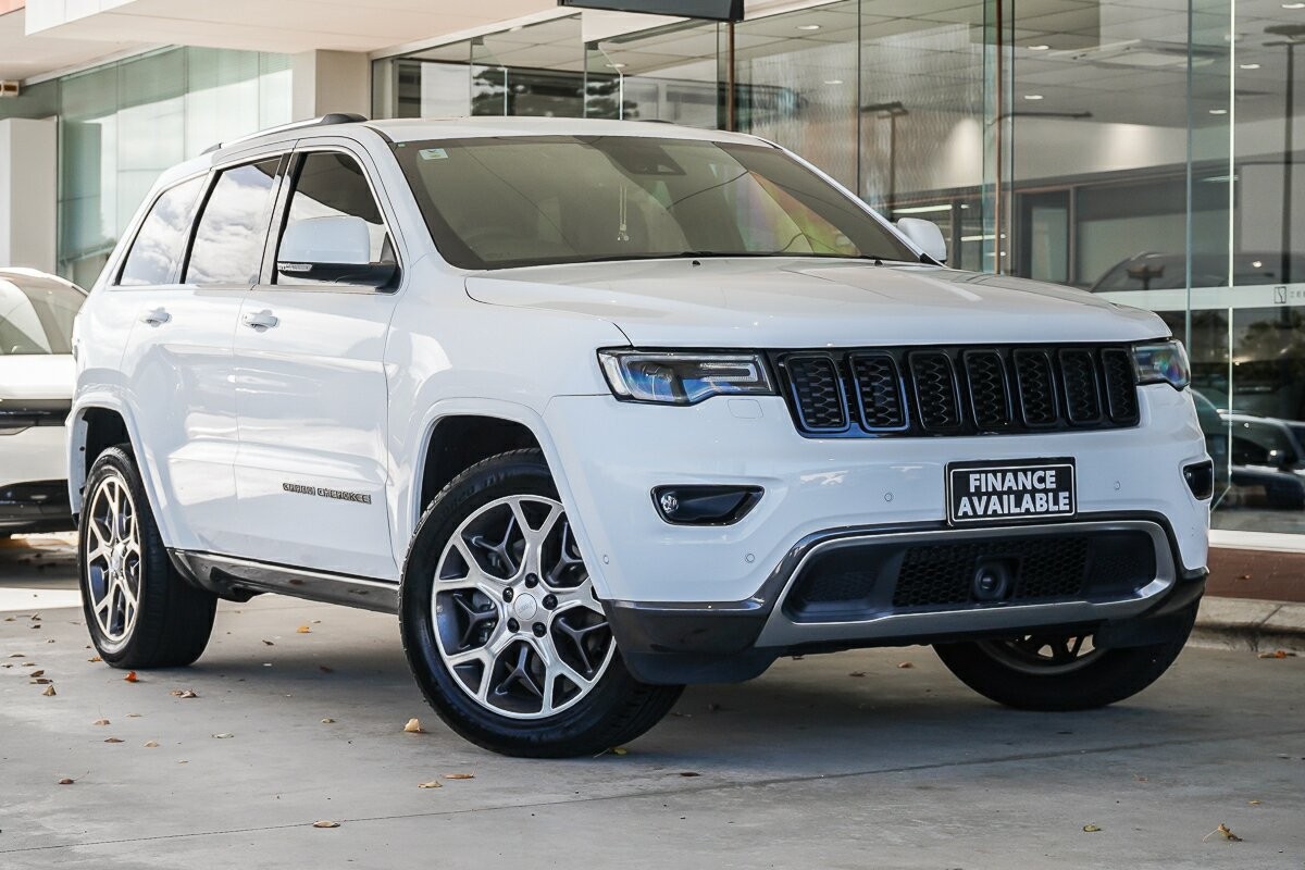 Jeep Grand Cherokee image 1