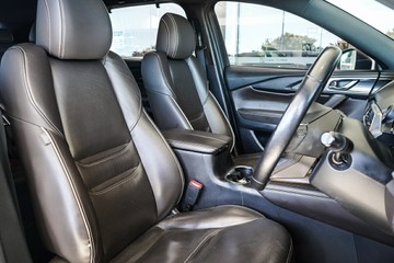 https://vehicle-cdn.autoleague.cloud/31373_U309792_15.jpg