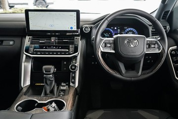 https://vehicle-cdn.autoleague.cloud/31373_U309799_13.jpg