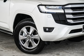 https://vehicle-cdn.autoleague.cloud/31373_U309799_2.jpg