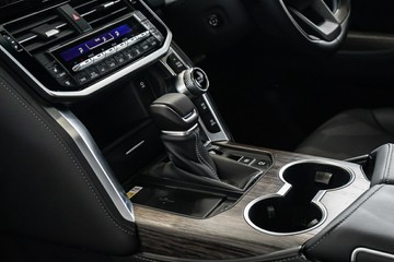 https://vehicle-cdn.autoleague.cloud/31373_U309799_24.jpg