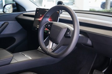 https://vehicle-cdn.autoleague.cloud/31373_U309801_10.jpg