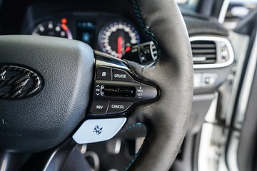 https://vehicle-cdn.autoleague.cloud/31373_U309803_14.jpg