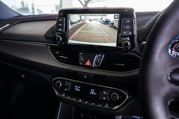 https://vehicle-cdn.autoleague.cloud/31373_U309803_17.jpg