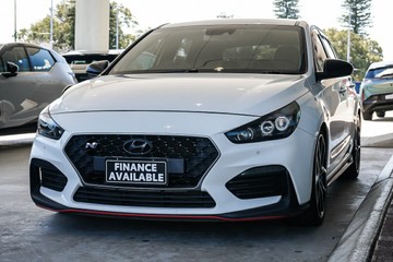 https://vehicle-cdn.autoleague.cloud/31373_U309803_4.jpg