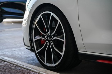 https://vehicle-cdn.autoleague.cloud/31373_U309803_5.jpg