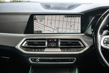 https://vehicle-cdn.autoleague.cloud/31373_U309805_16.jpg