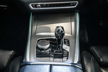 https://vehicle-cdn.autoleague.cloud/31373_U309805_17.jpg