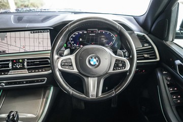https://vehicle-cdn.autoleague.cloud/31373_U309805_18.jpg
