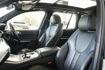 https://vehicle-cdn.autoleague.cloud/31373_U309805_25.jpg